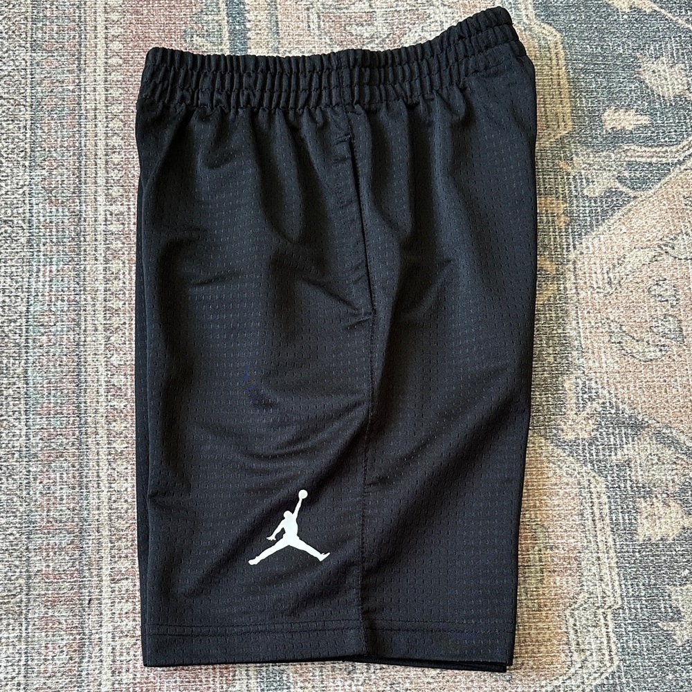 Nike & Jordan Kids Black Athletic Shorts Duo - Picture 4 of 7